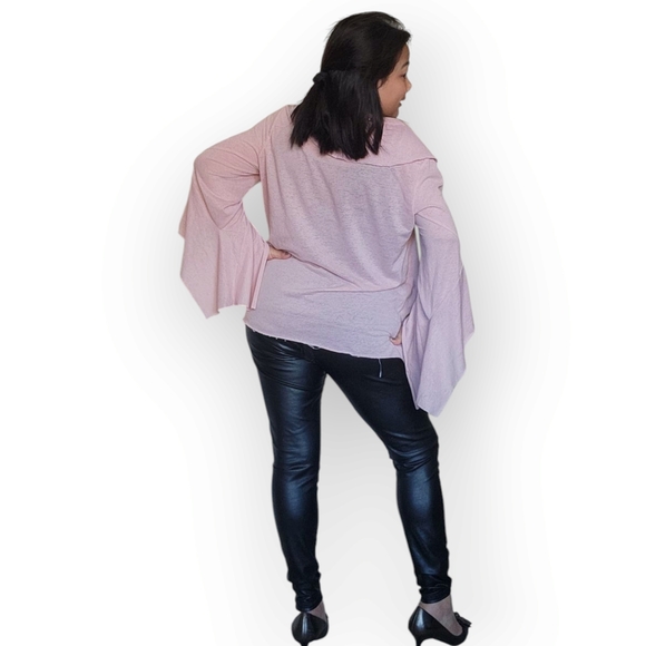 Splash Pink Ruffle Blouse - Picture 16 of 16